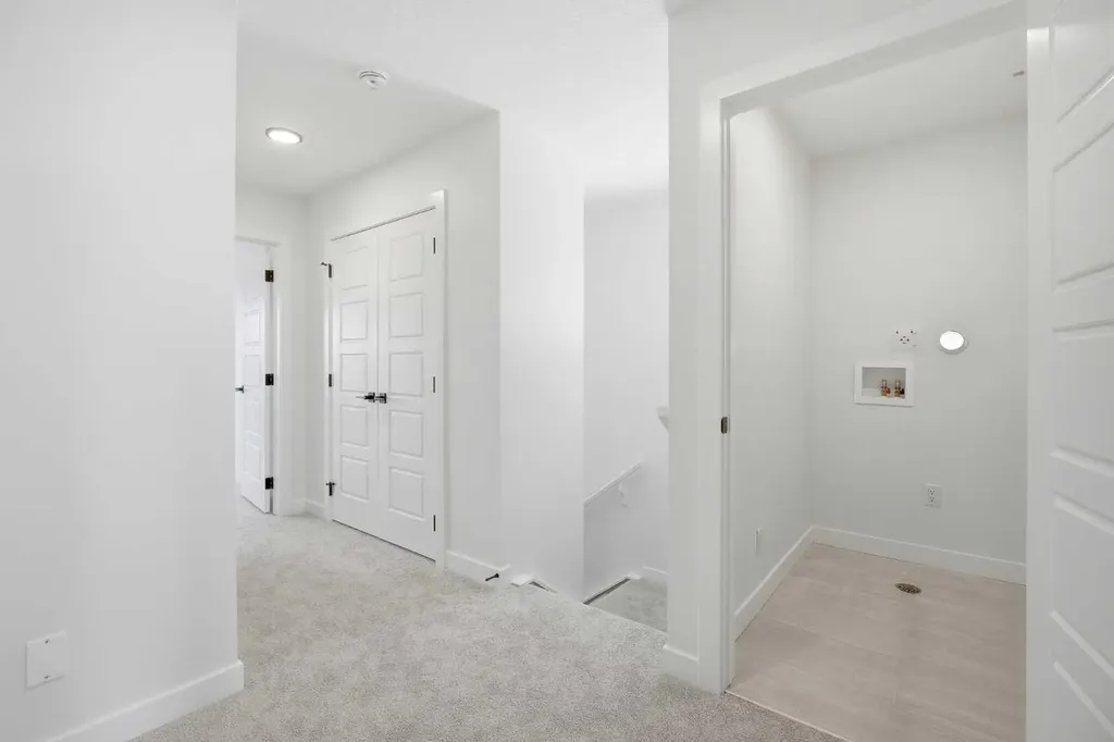 201 Bridgeport Gate Chestermere AB T1X 3E2