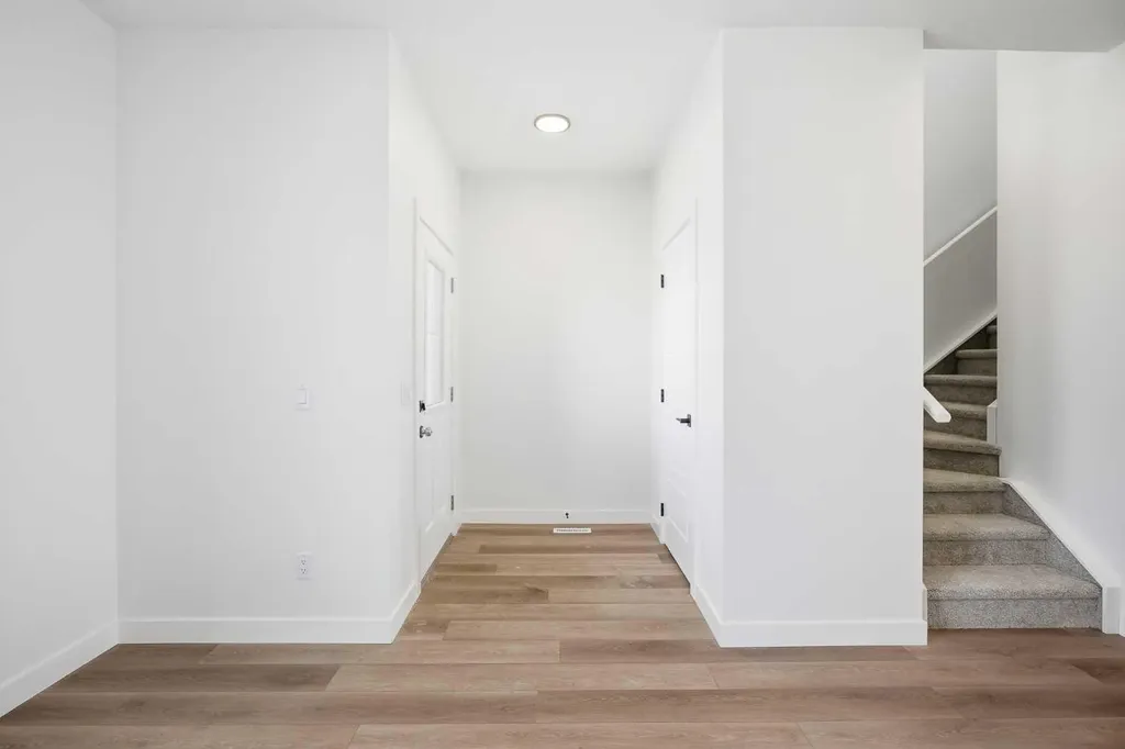 201 Bridgeport Gate Chestermere AB T1X 3E2