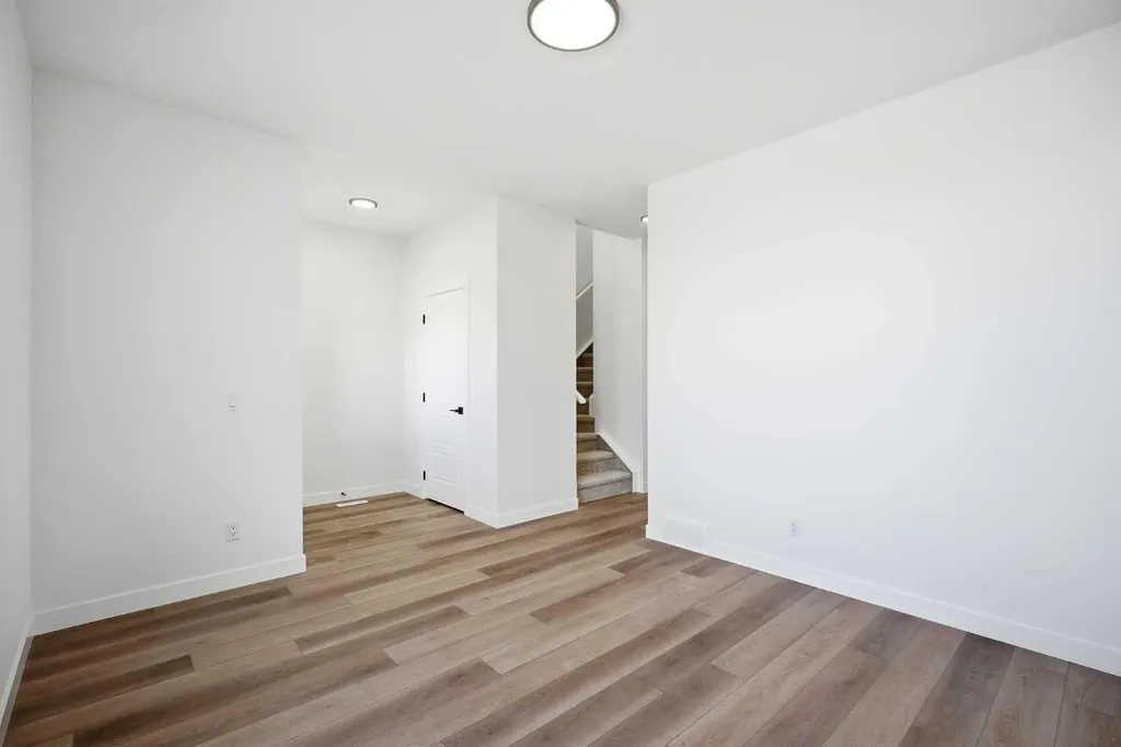 201 Bridgeport Gate Chestermere AB T1X 3E2