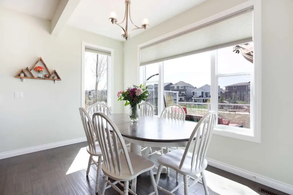 87 Baywater Rise SW Airdrie AB T4B 3V3