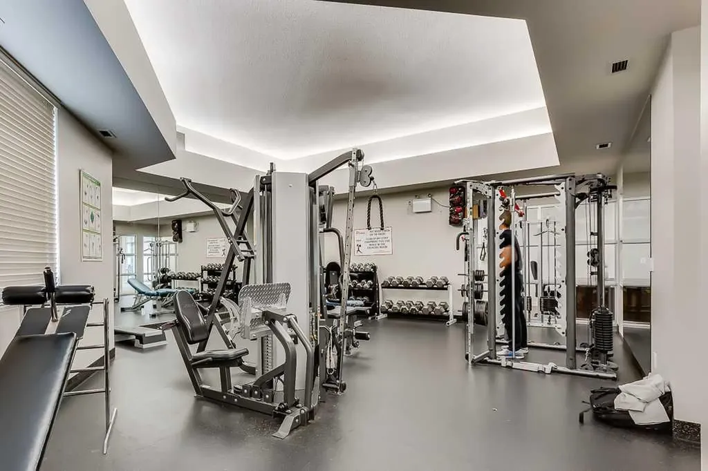 3400 Edenwold Heights NW Calgary AB T3A 3Y5
