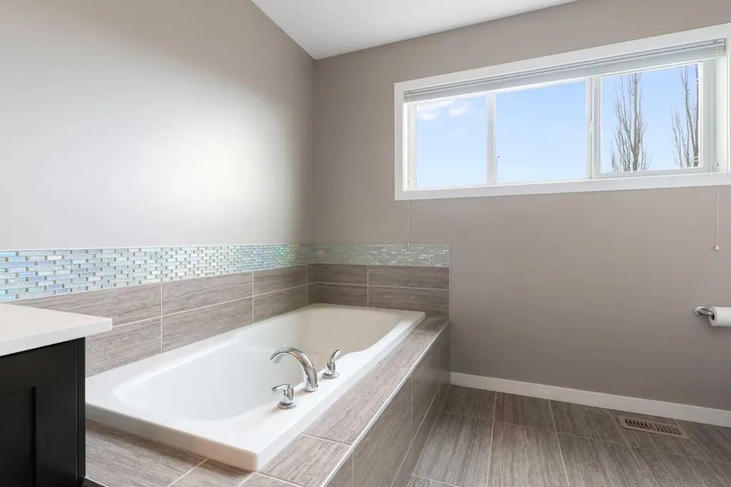 51 Sage Bank Court NW Calgary AB T3R 0K7