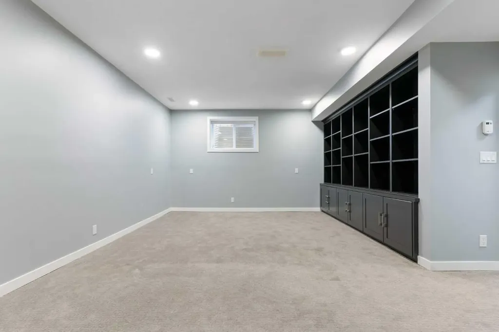 51 Sage Bank Court NW Calgary AB T3R 0K7
