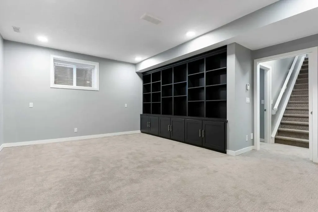51 Sage Bank Court NW Calgary AB T3R 0K7