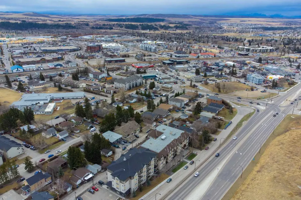 141 Mountain Street Cochrane AB T4C1Z5