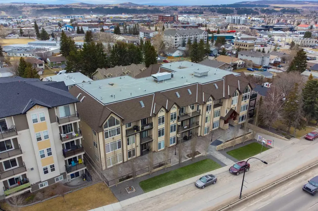 141 Mountain Street Cochrane AB T4C1Z5
