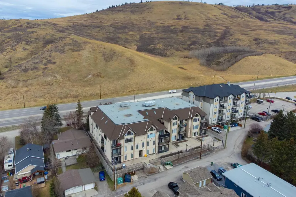 141 Mountain Street Cochrane AB T4C1Z5