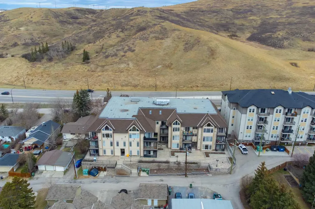 141 Mountain Street Cochrane AB T4C1Z5