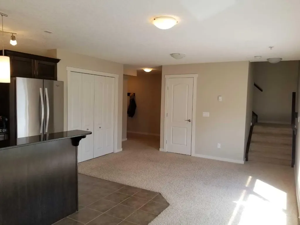 141 Mountain Street Cochrane AB T4C1Z5