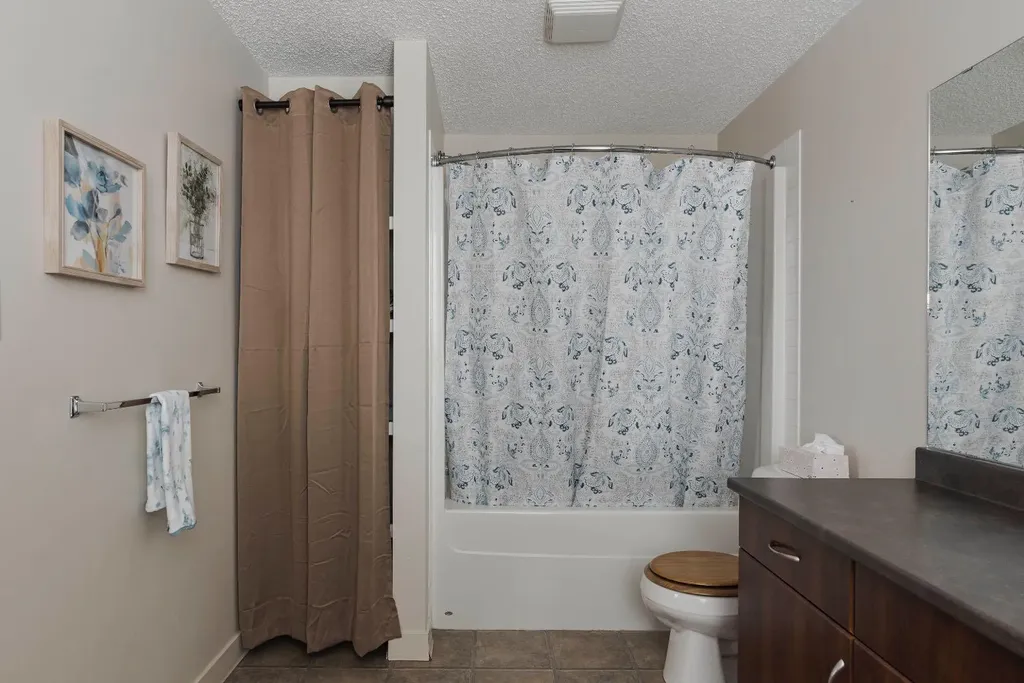 136C Sandpiper Road Fort Mcmurray AB T9K 0J7