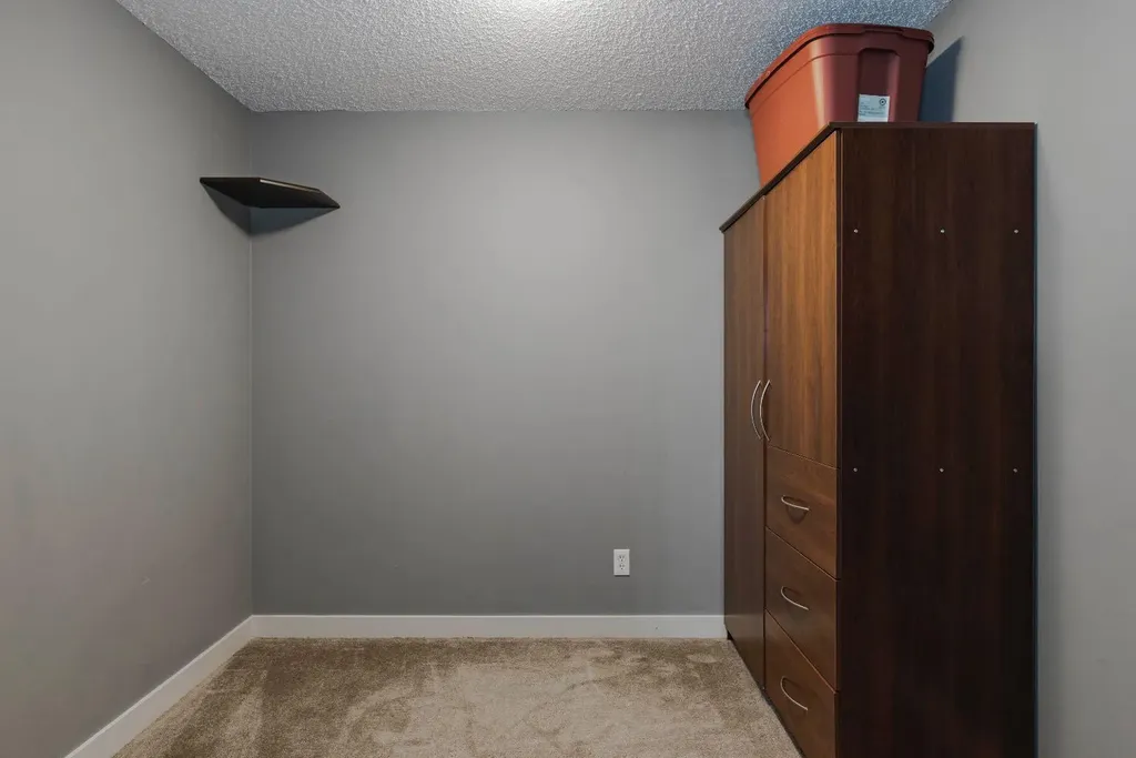 136C Sandpiper Road Fort Mcmurray AB T9K 0J7