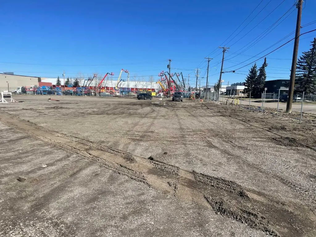 315 Moraine Road NE Calgary AB T2A 7L3