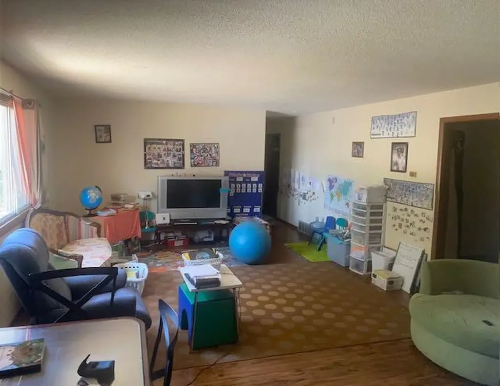 5325 53 Avenue Bashaw AB T0B 0H0