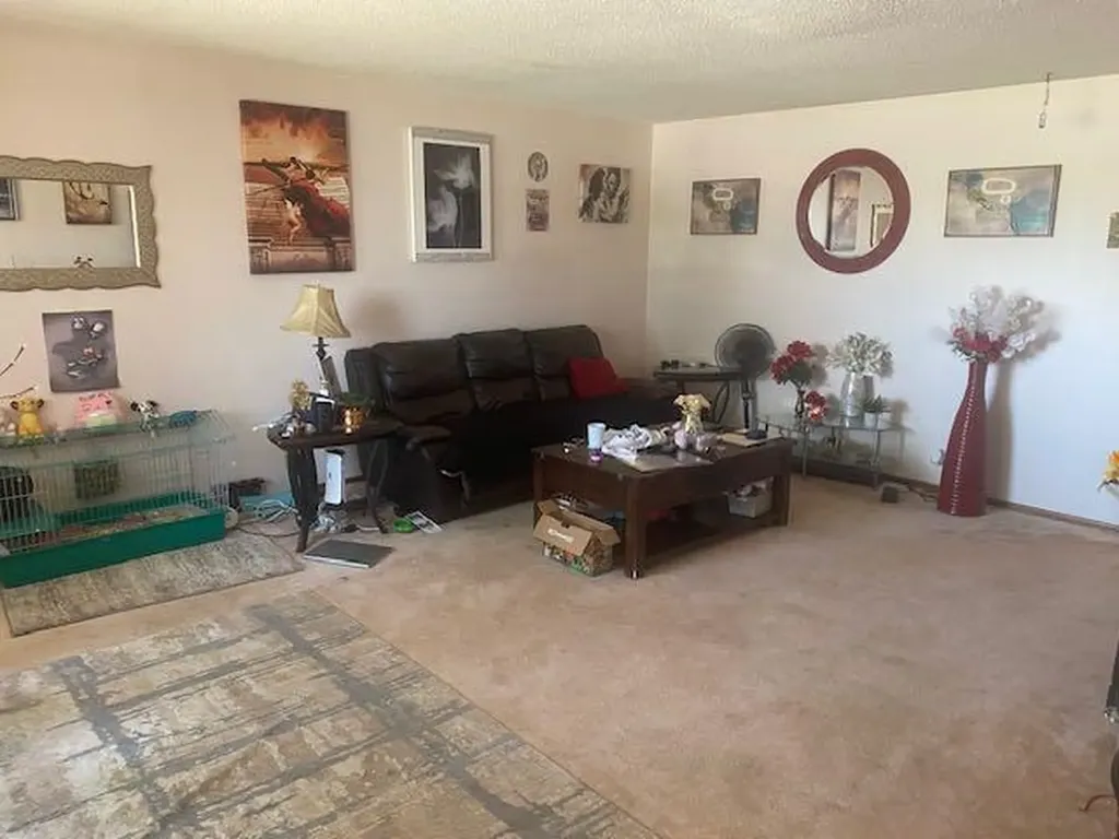 5325 53 Avenue Bashaw AB T0B 0H0