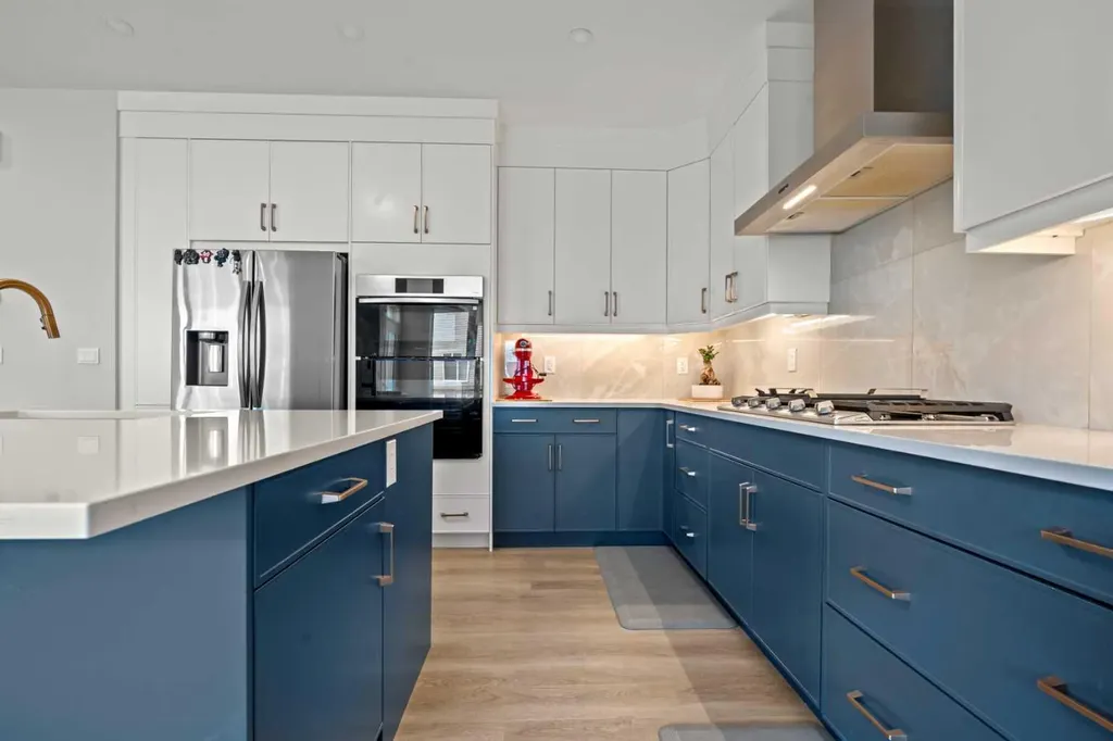 12 Southwinds Common SW Airdrie AB T4B 5T9