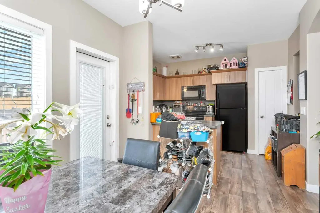 17 Crestview Boulevard Sylvan Lake AB T4S 0N4