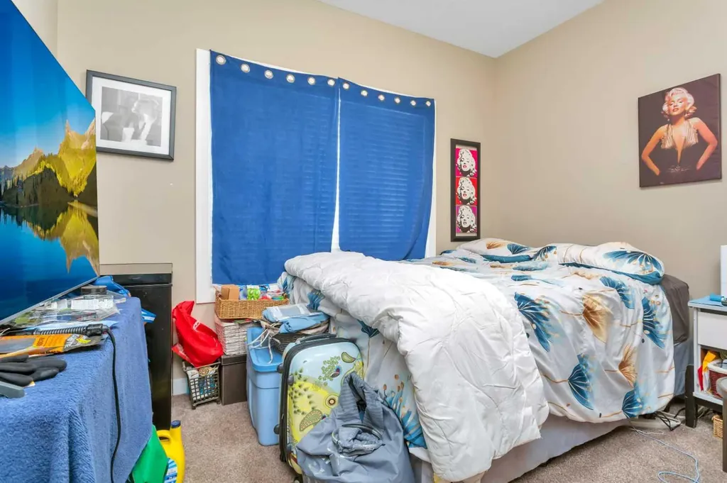 17 Crestview Boulevard Sylvan Lake AB T4S 0N4