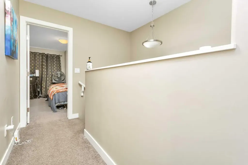 17 Crestview Boulevard Sylvan Lake AB T4S 0N4