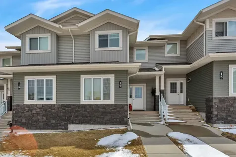 17 Crestview Boulevard Sylvan Lake AB T4S 0N4