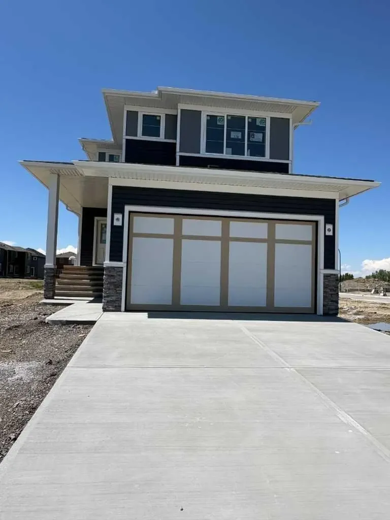 178 Clearwater Terrace Chestermere AB T1X2M5