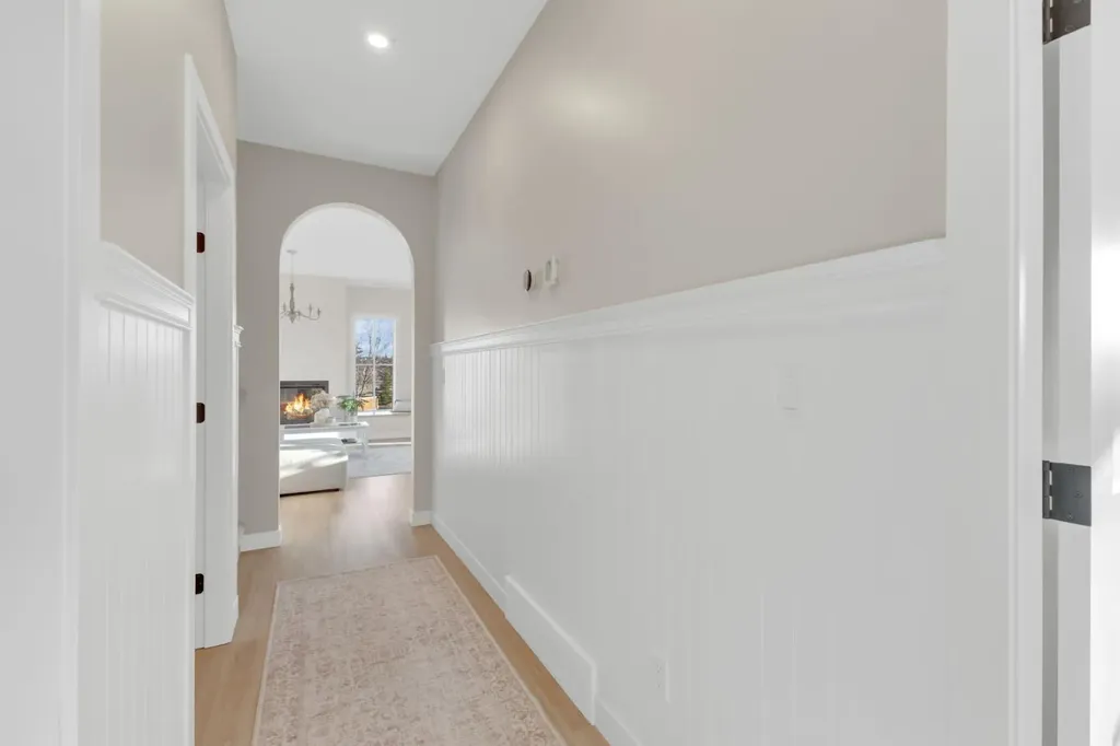 8 Holbrook Place Sylvan Lake AB T4S 2P2