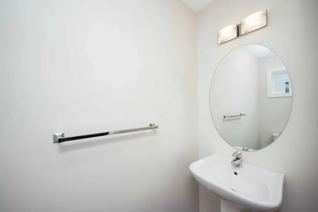88 Pantego Lane NW Calgary AB T3K 0T1