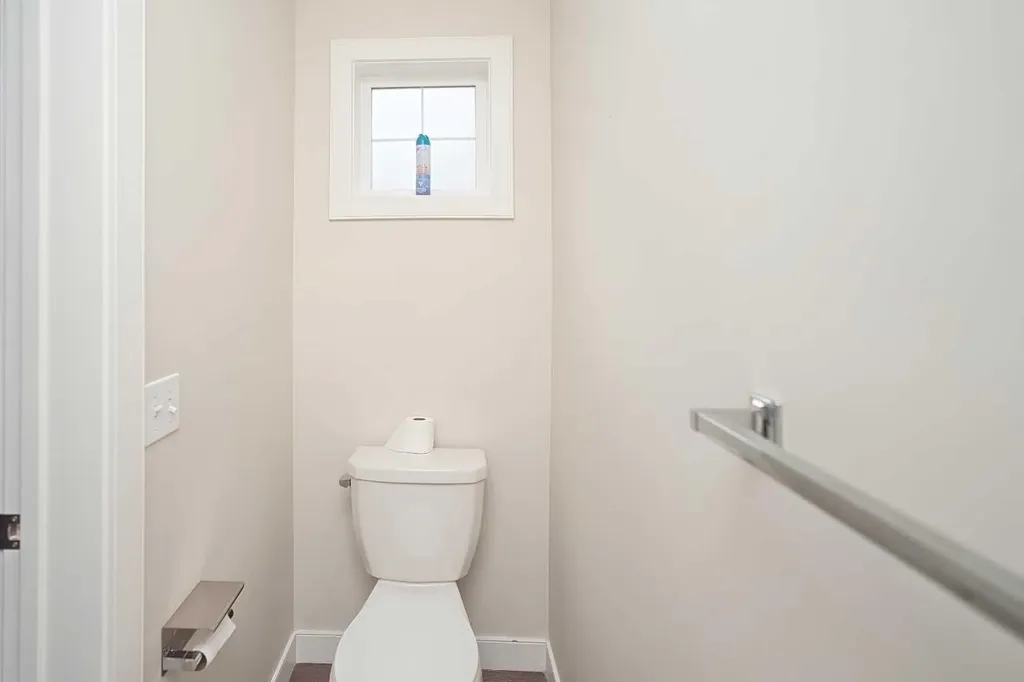 88 Pantego Lane NW Calgary AB T3K 0T1
