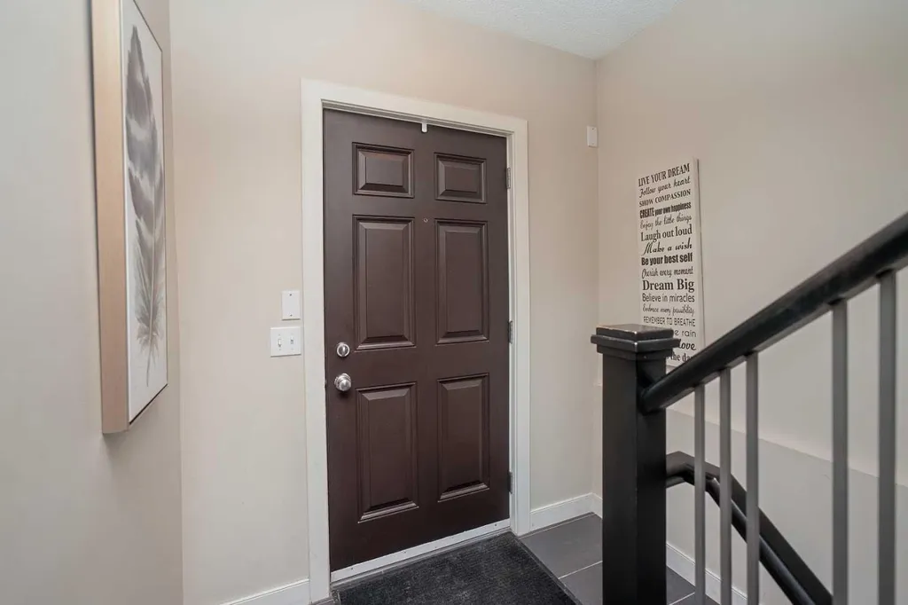 88 Pantego Lane NW Calgary AB T3K 0T1