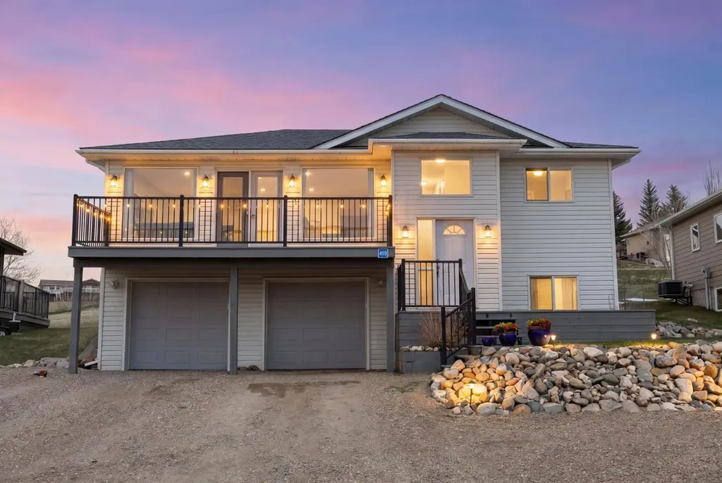 439 Sunset Drive Rural Vulcan County AB T0L0G0