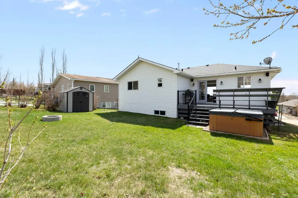 439 Sunset Drive Rural Vulcan County AB T0L0G0