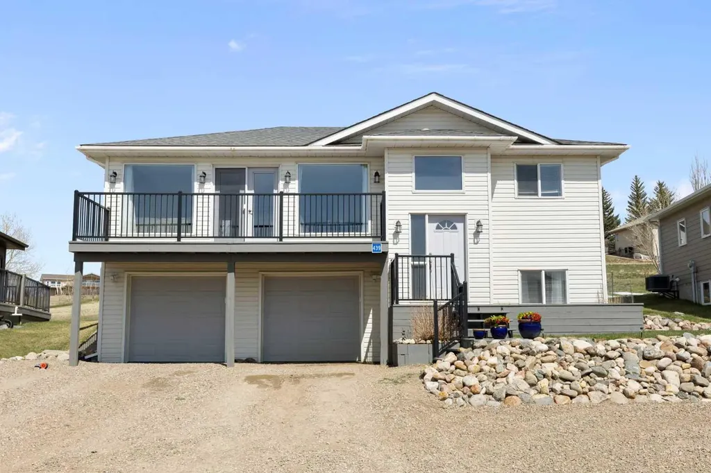 439 Sunset Drive Rural Vulcan County AB T0L0G0