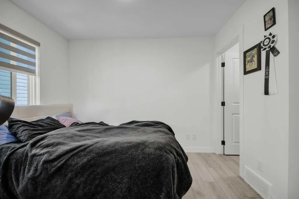 380 Seton Villas SE Calgary AB T3M 3T8