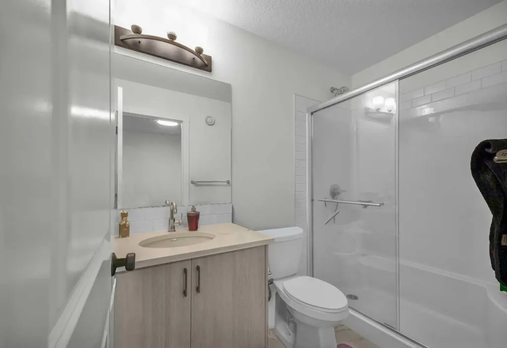 380 Seton Villas SE Calgary AB T3M 3T8