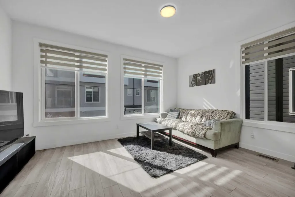 380 Seton Villas SE Calgary AB T3M 3T8