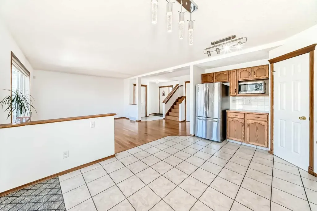 141 Arbour Crest Mews NW Calgary AB T3G 4L3