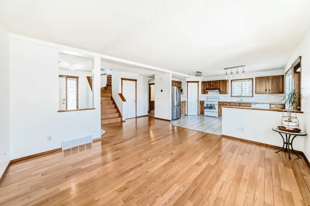 141 Arbour Crest Mews NW Calgary AB T3G 4L3