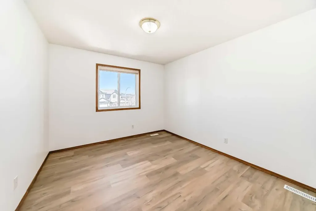 141 Arbour Crest Mews NW Calgary AB T3G 4L3