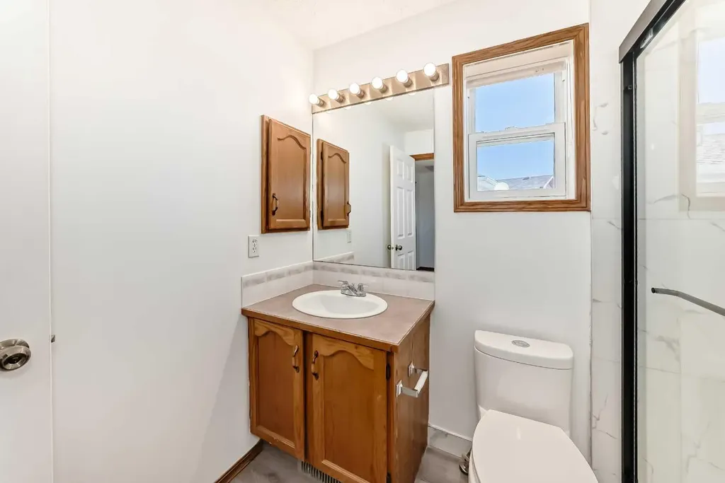 141 Arbour Crest Mews NW Calgary AB T3G 4L3