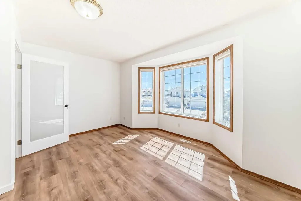 141 Arbour Crest Mews NW Calgary AB T3G 4L3