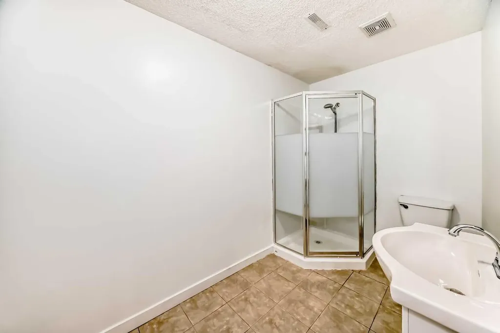 141 Arbour Crest Mews NW Calgary AB T3G 4L3