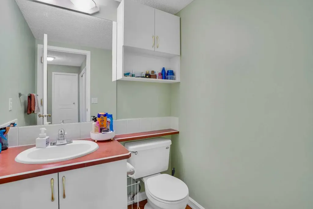 1409 Centre A Street NE Calgary AB T2E 2Z8