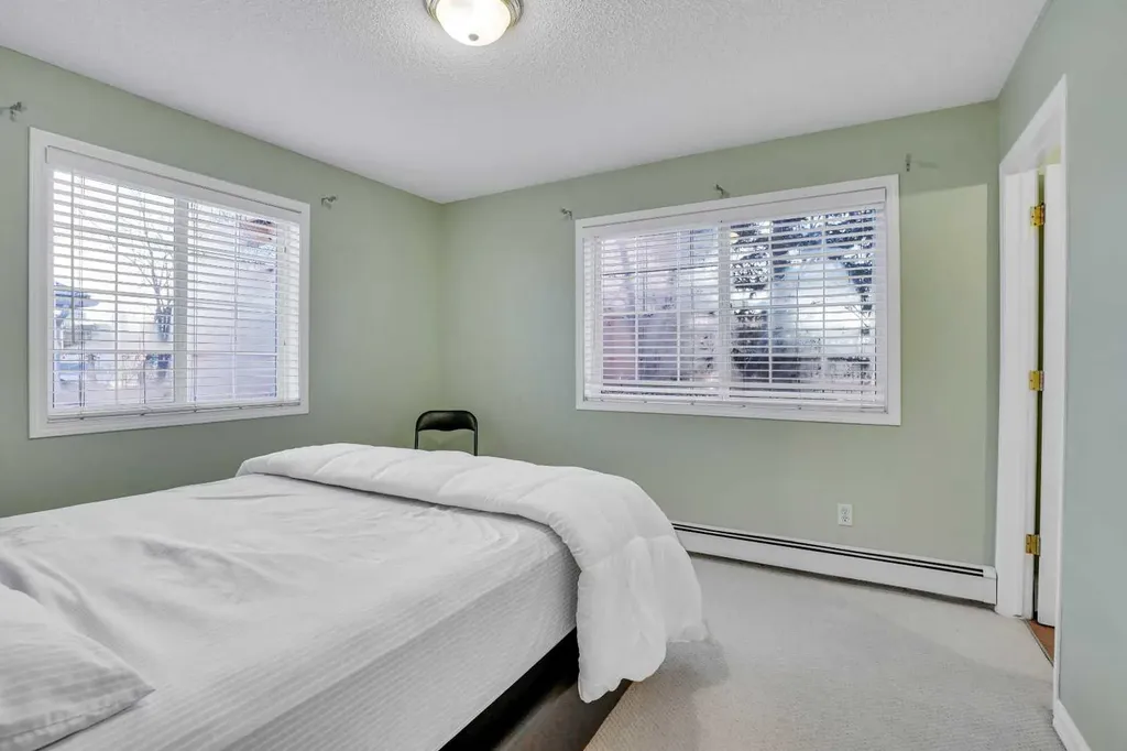 1409 Centre A Street NE Calgary AB T2E 2Z8