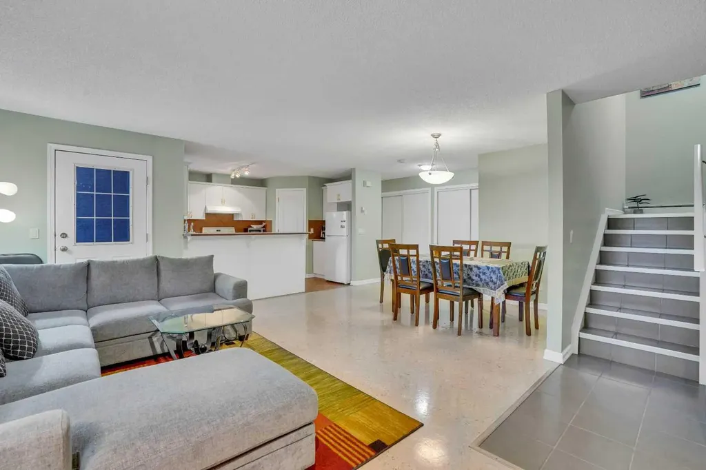 1409 Centre A Street NE Calgary AB T2E 2Z8