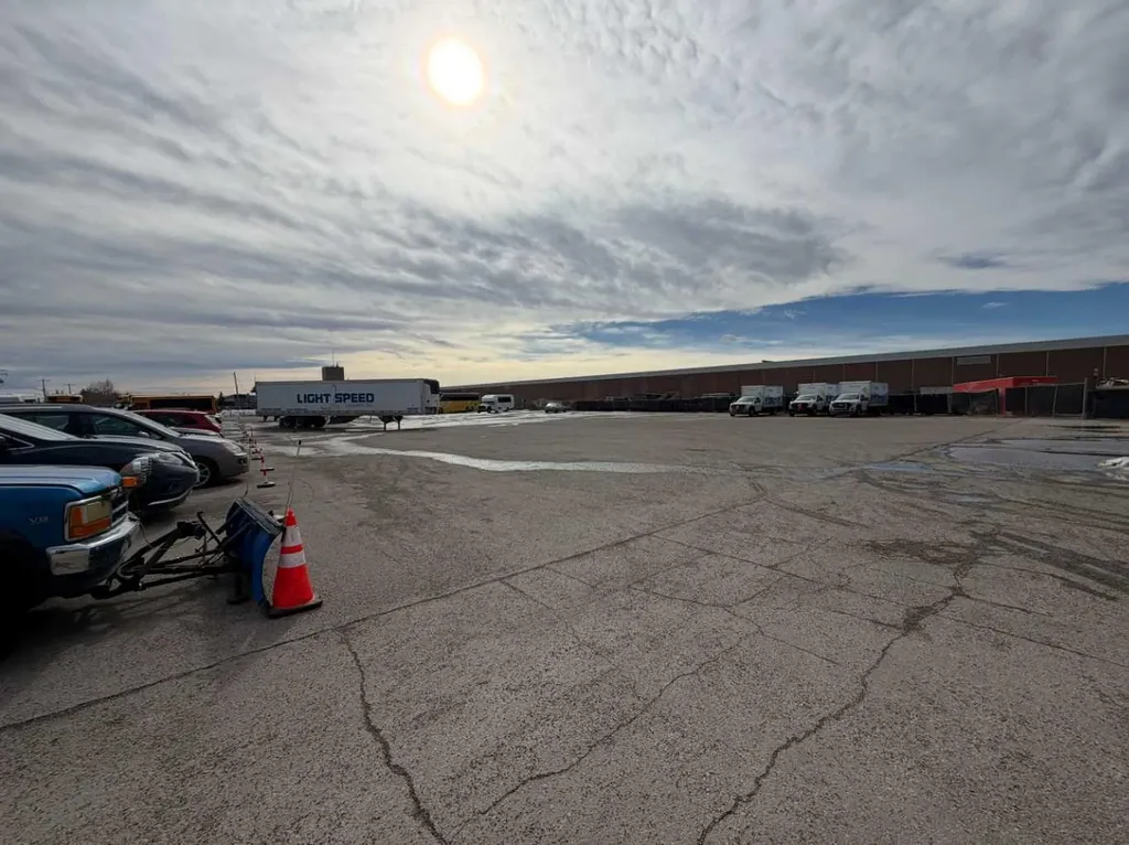 1415 28 Street NE Calgary AB T2A 2P6