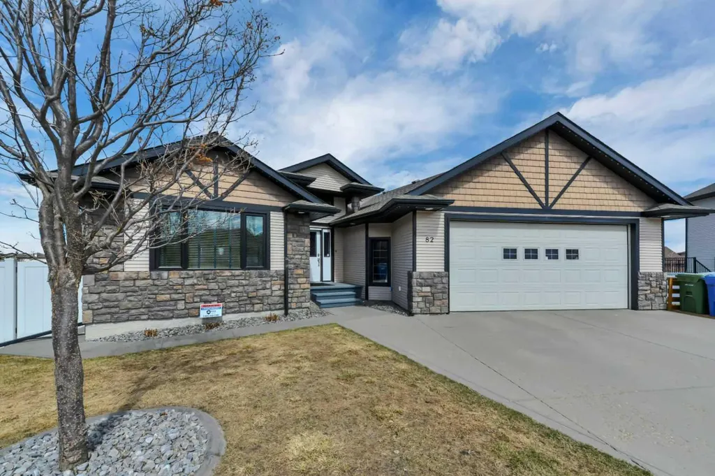 82 Ingram Close Red Deer AB T4R 0A3