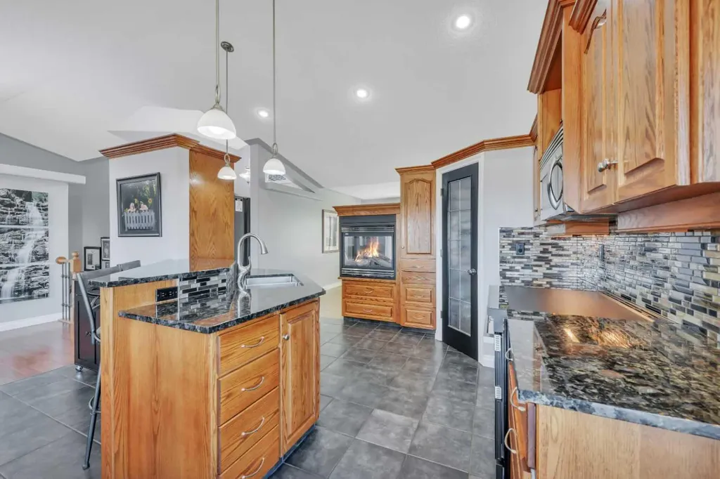 82 Ingram Close Red Deer AB T4R 0A3