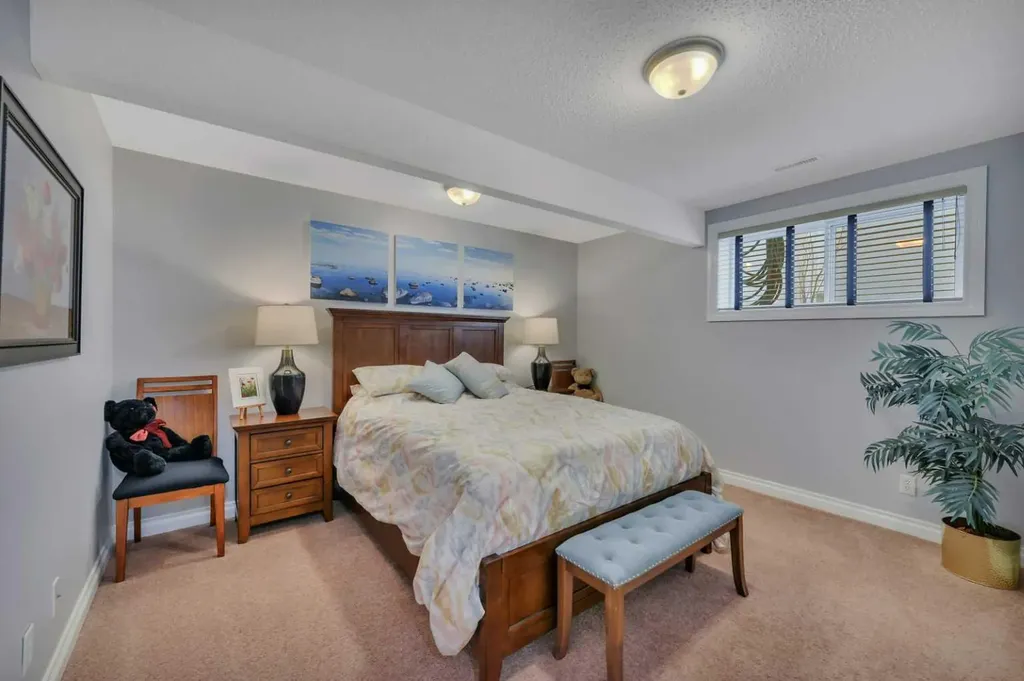 82 Ingram Close Red Deer AB T4R 0A3