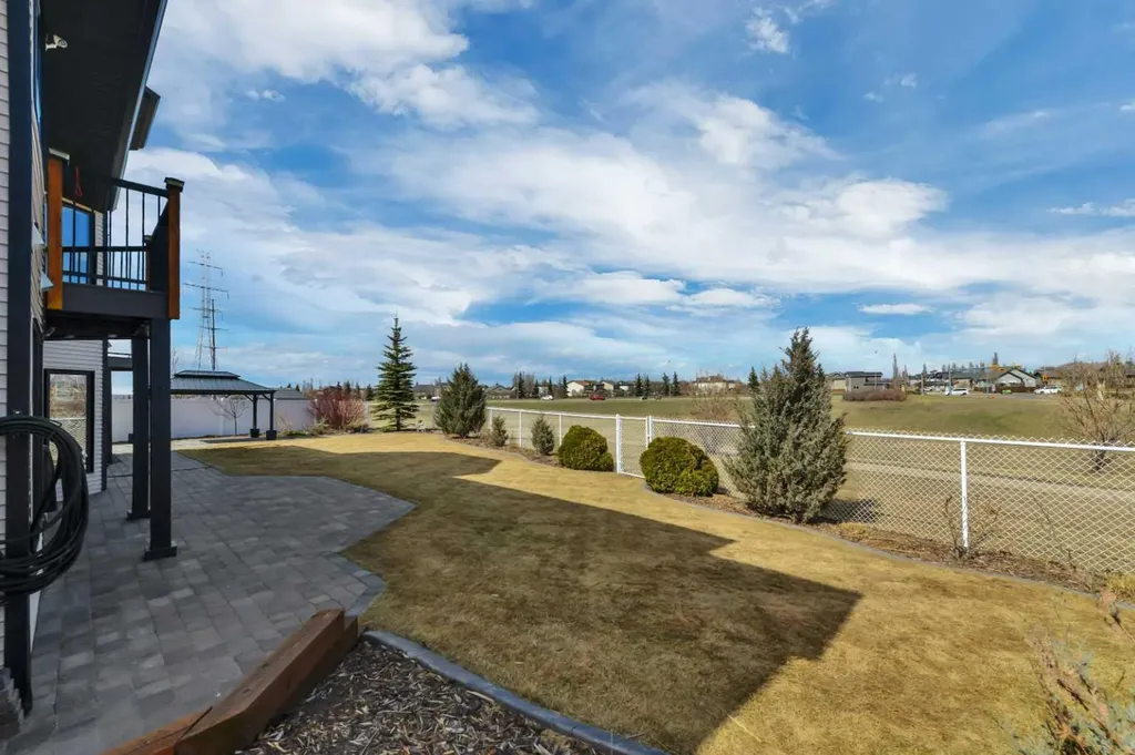 82 Ingram Close Red Deer AB T4R 0A3