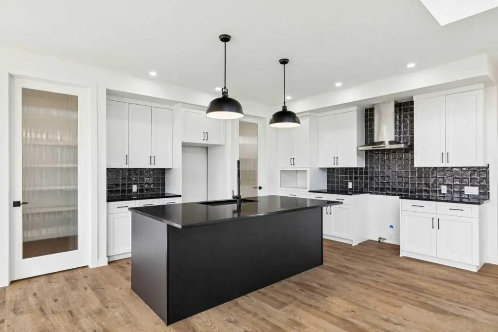 94 Bridgeport Landing Chestermere AB T1X3E3