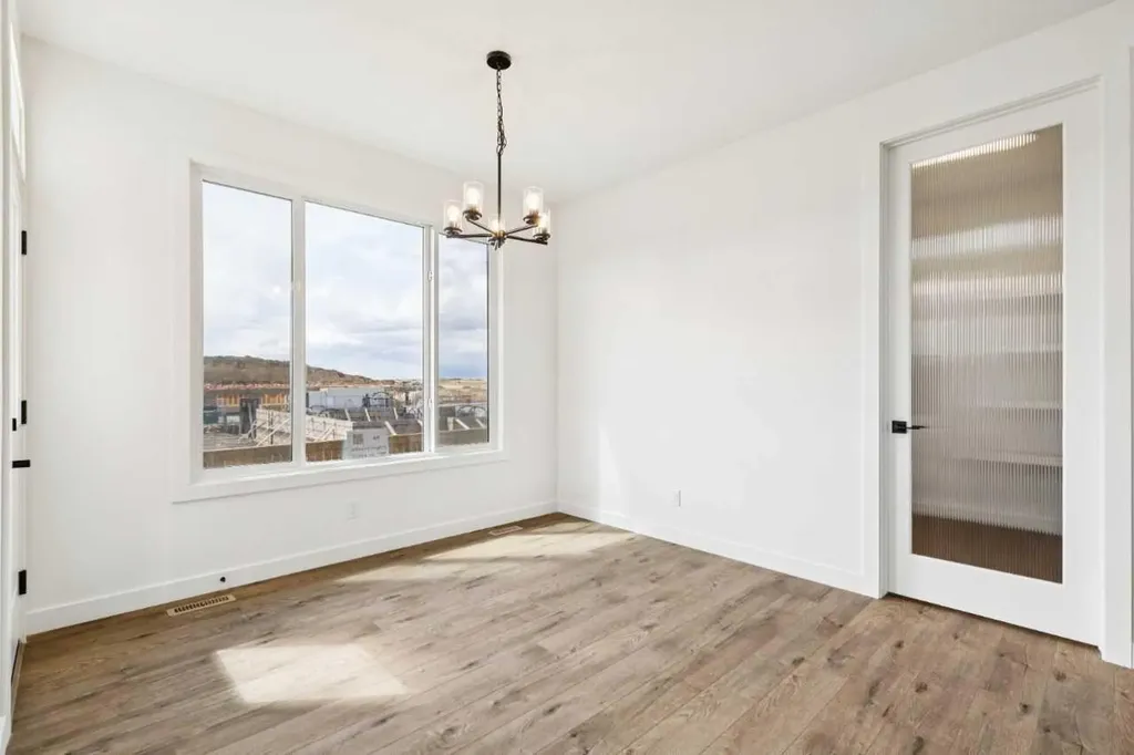 94 Bridgeport Landing Chestermere AB T1X3E3